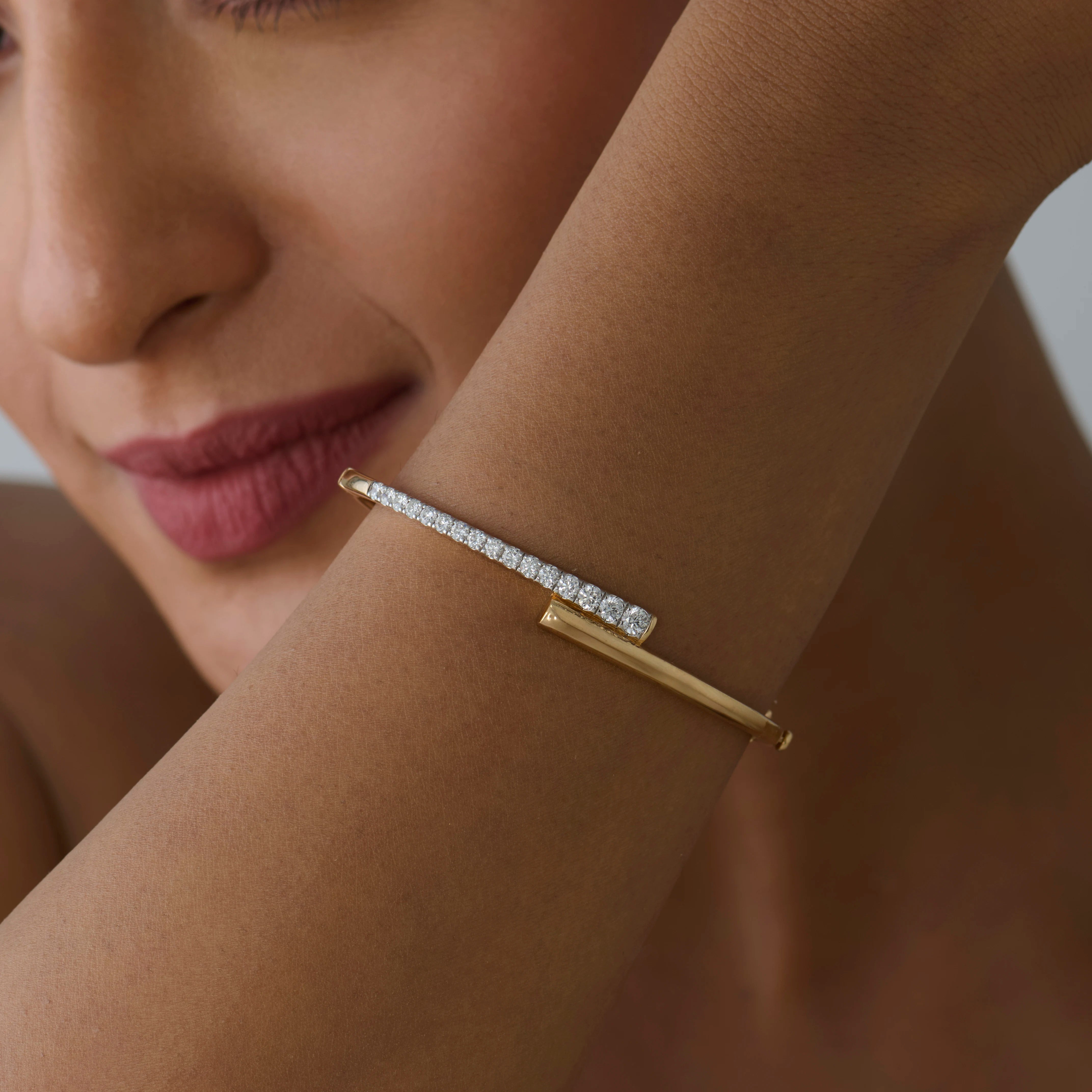 Brilliant Cut Diamond Line Bypass Bracelet