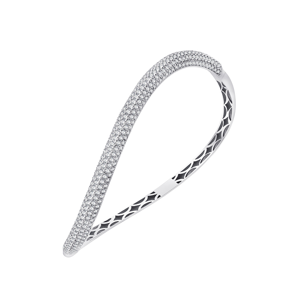 Brilliant Cut Wave Bracelet
