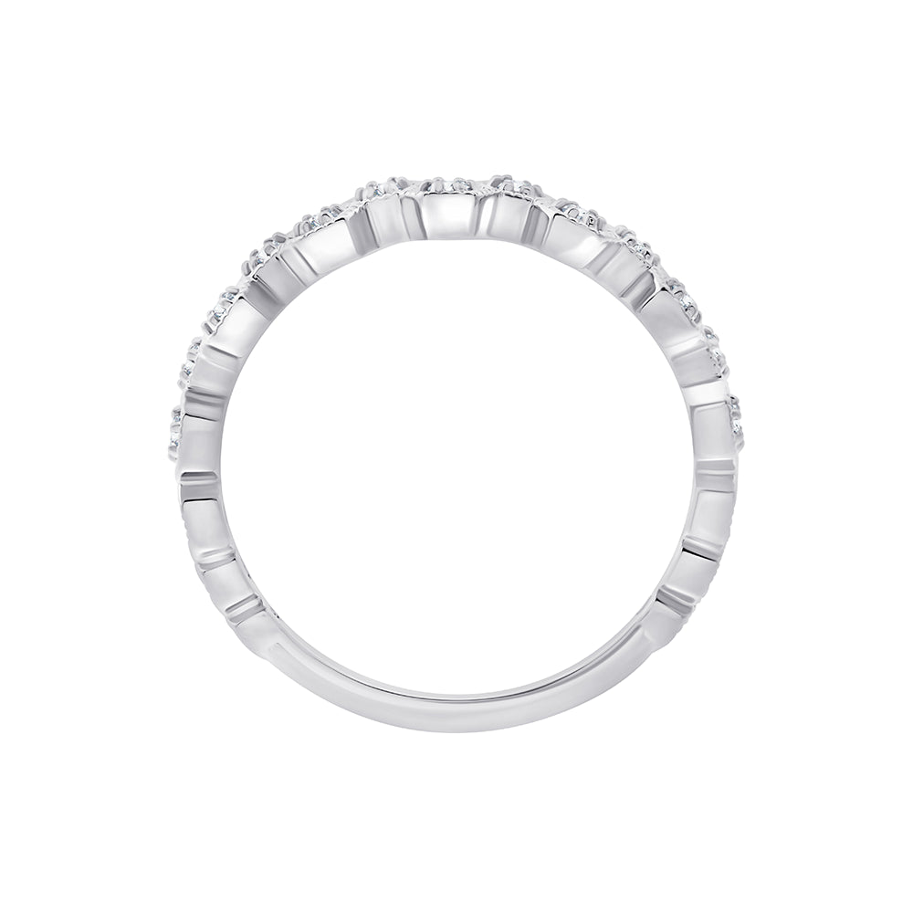 Brilliant Cut Hexagon Pattern Band