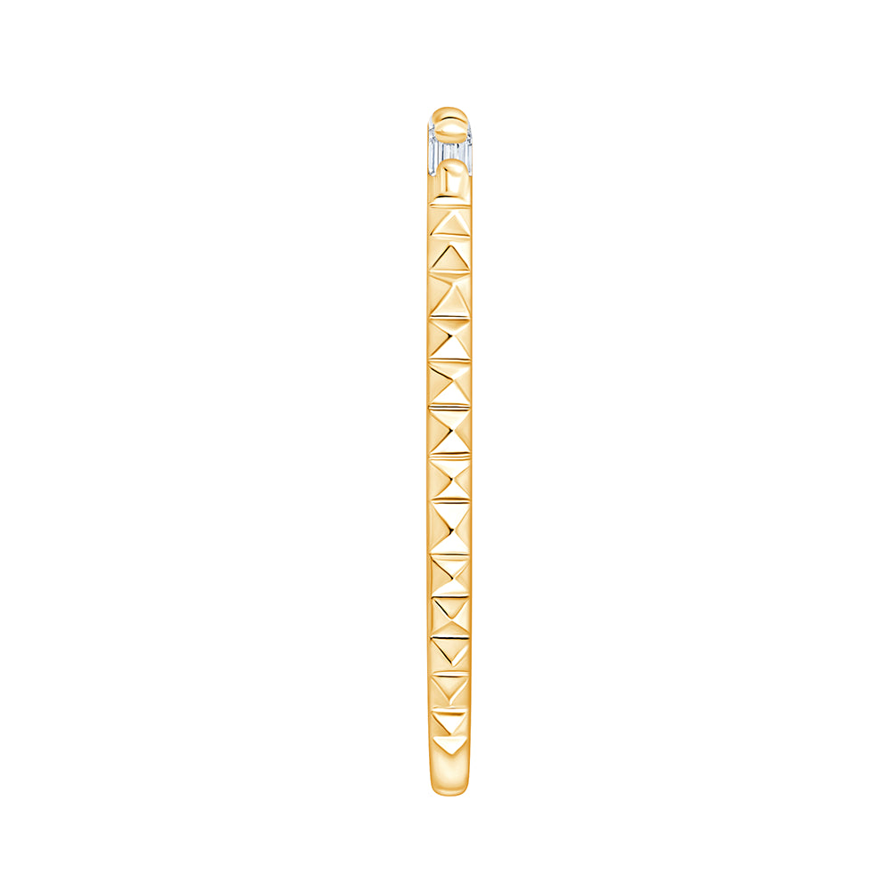 Baguette Cut Grooved Accent Band