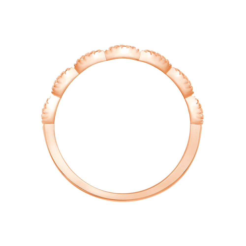 Wavy Leaf Motif Gold Band