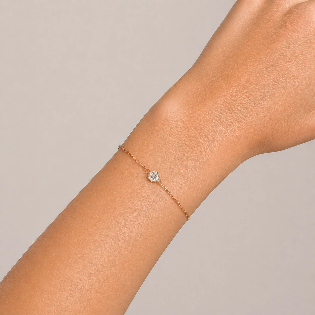 Brilliant Cut Floral Motif Chain Bracelet