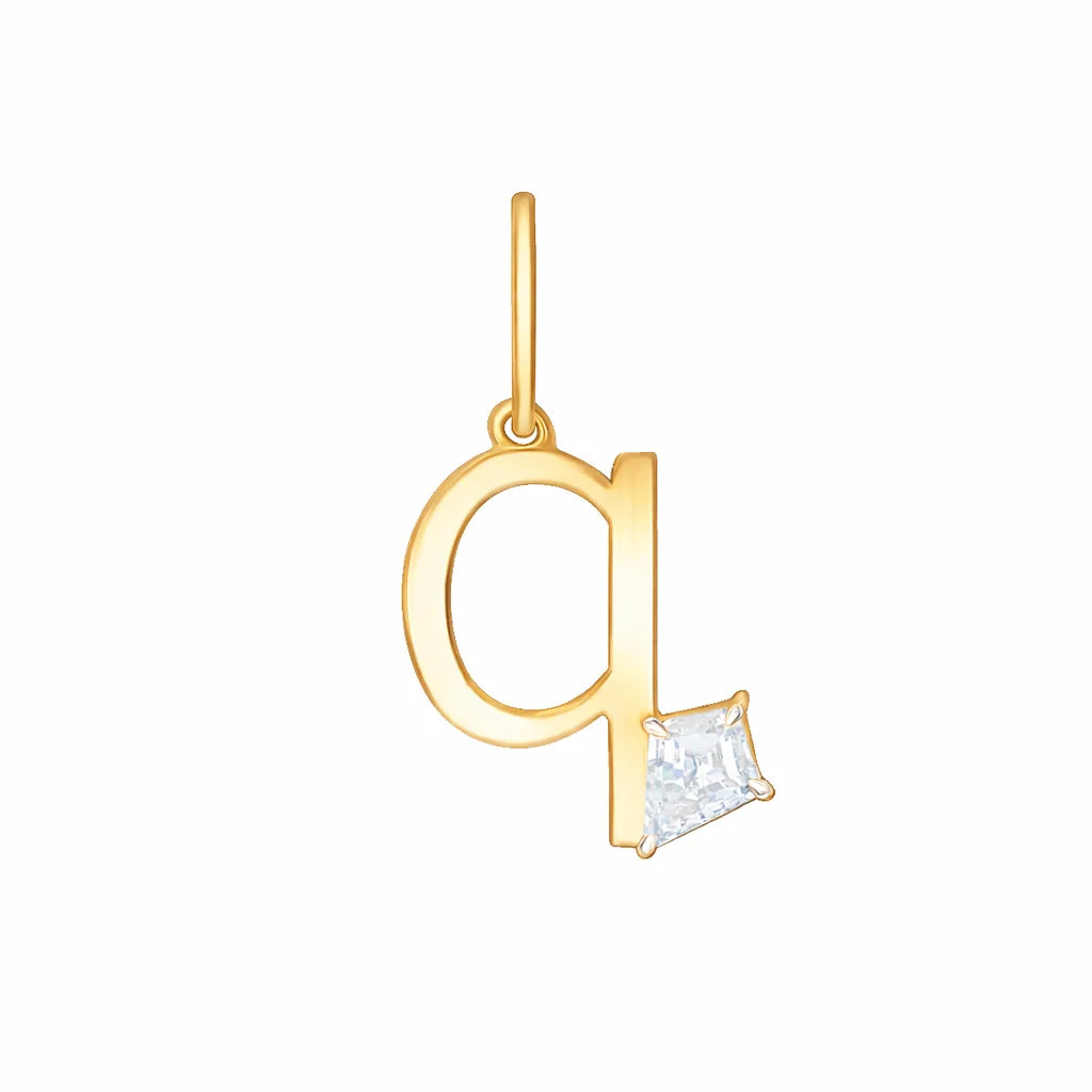 Kite Cut Initial Q Pendant
