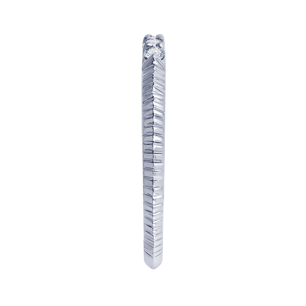 Brilliant Cut Textured Bar Band