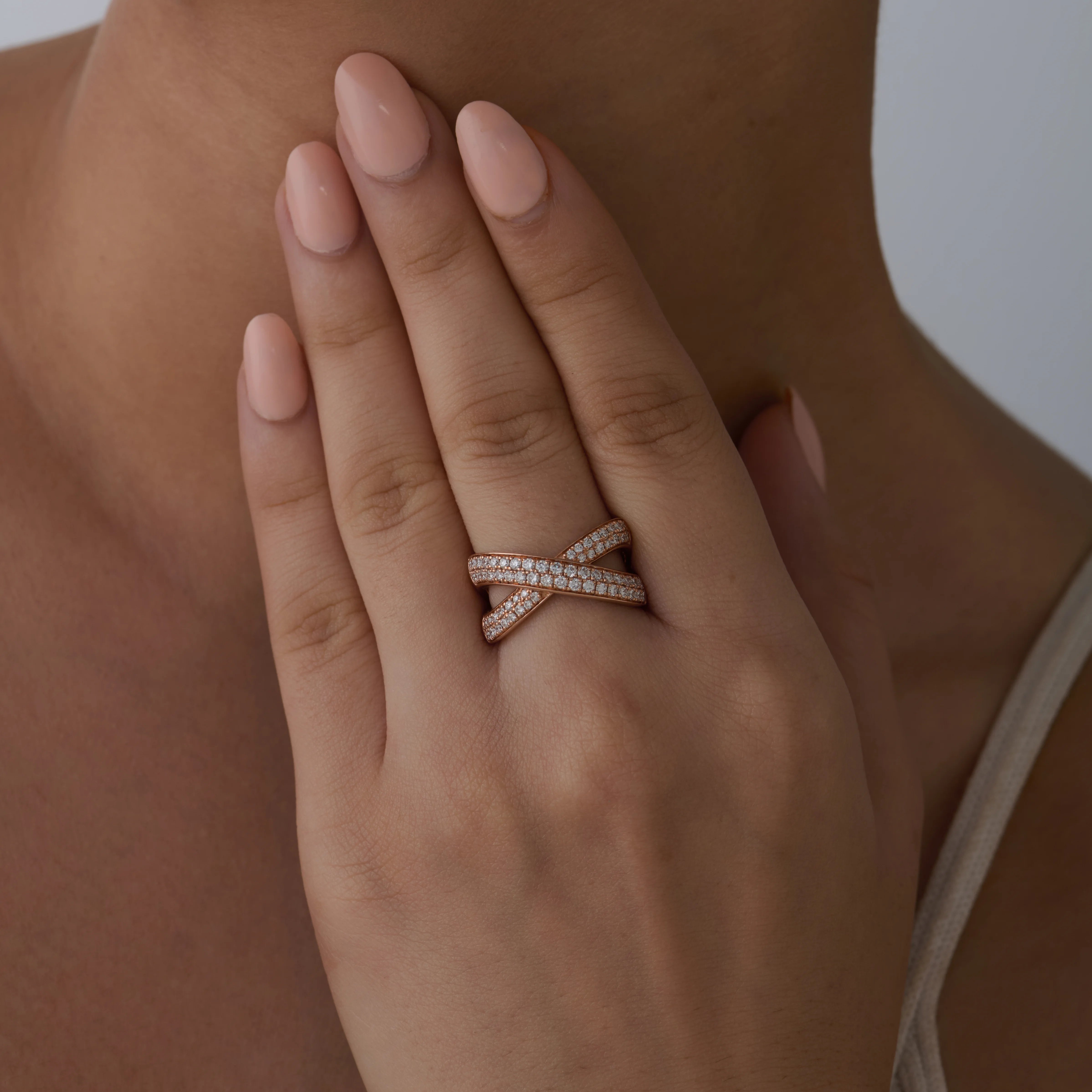 Brilliant Cut Pav Crossover Ring 